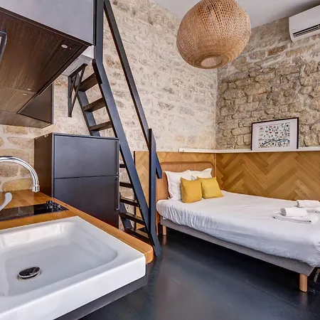 Stylish And Sunny 7bd With Garden For 17 Guests! Lägenhet Paris