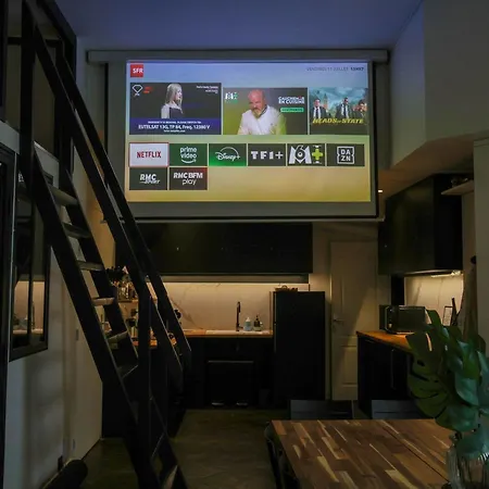 Stylish And Sunny 7bd With Garden For 17 Guests! Daire *