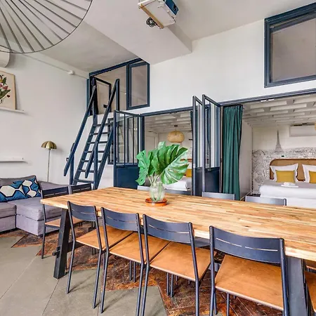 Daire Stylish And Sunny 7bd With Garden For 17 Guests!