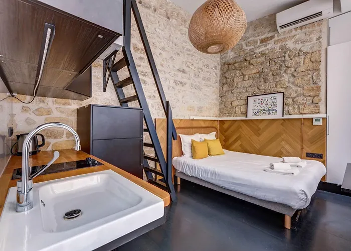 Stylish And Sunny 7bd With Garden For 17 Guests! Lejlighed Paris